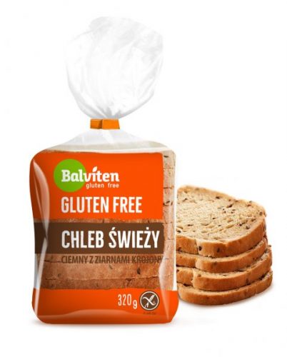 Świeży chleb ciemny z ziarnami krojony firmy Balviten
